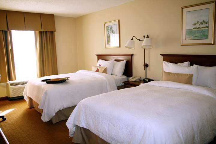 Hampton Inn & Suites Miami-Doral Dolphin Mall Szoba fotó